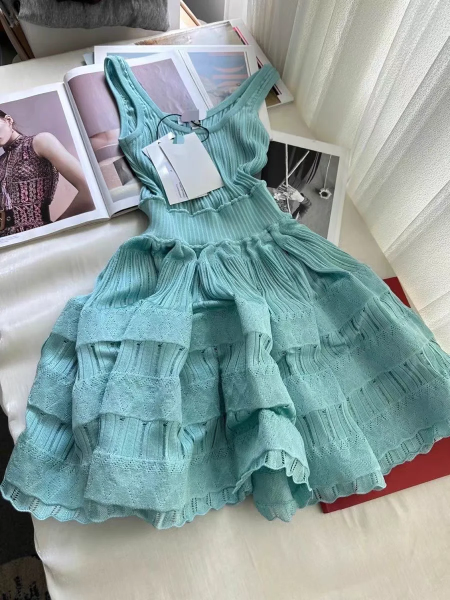 High-end New Short Dress Women's Summer French Style Exquisite Design Sense Niche Sleeveless Vest Stitching Dress 2024 - Image 2