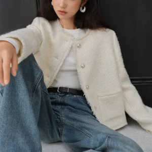 ZIQIAO Straight Shoulder Wool Sequined French Style Jacket for Women 2025 Autumn New White Top Elegant Ladies